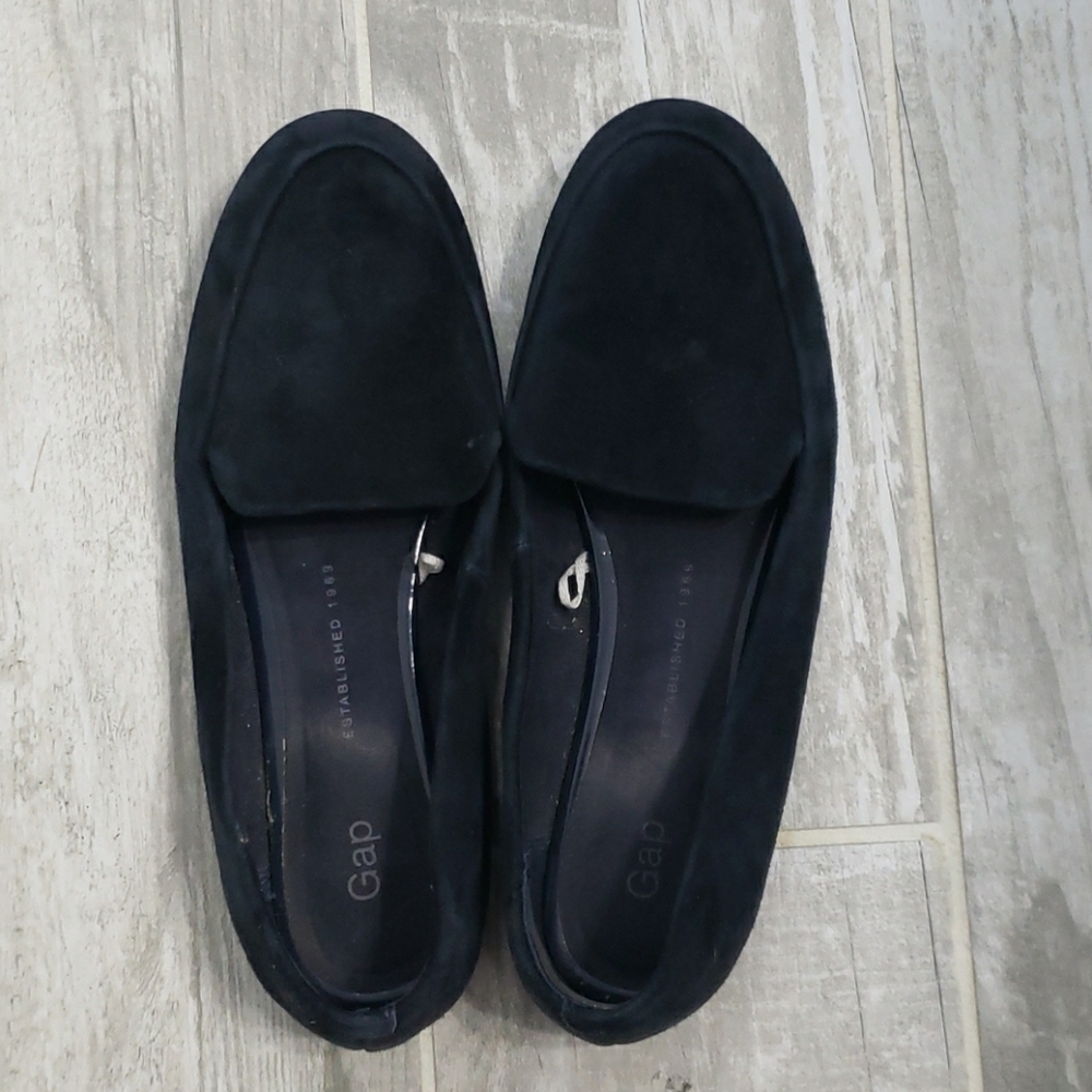 Gap suede loafers
